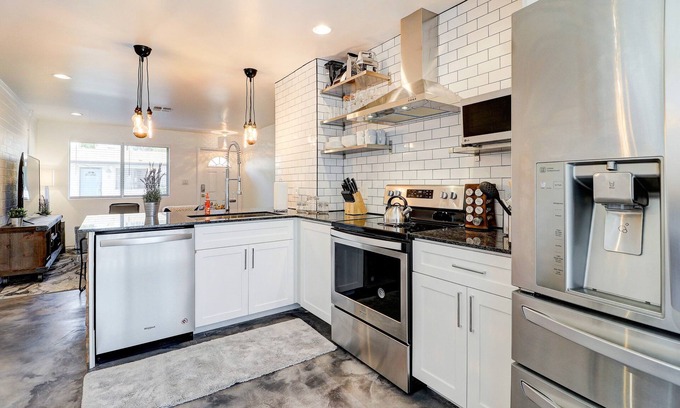 Pomelo Park Condo | Gated & Quiet Complex, 2 Bdrm/1 Bath Arcadia-Lite Condo, sleeps 4, Community Poo