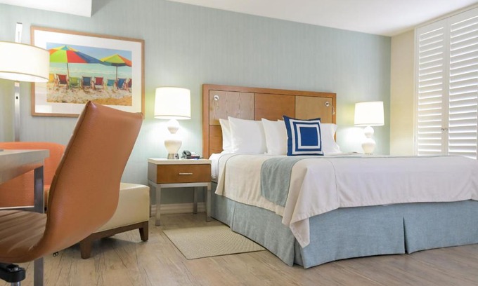 Mid-City Hotel | Gateway Hotel Santa Monica