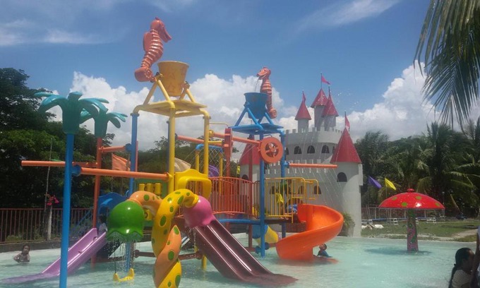 Cabadbaran Resort | Gazebo Pools and Restaurant