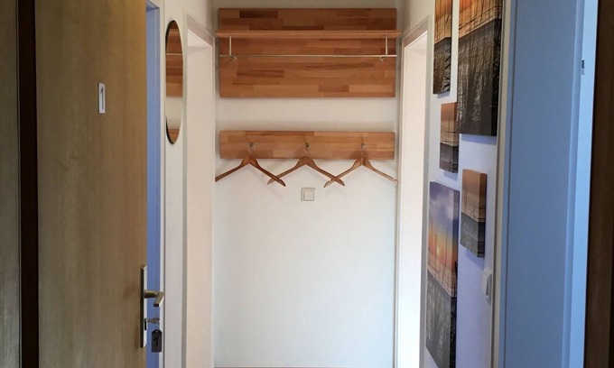 Iznang Apartment | Gemütliche 2-zimmer WHG mit Balkon/parkplatz Ost/Halbinsel Höri/bodensee