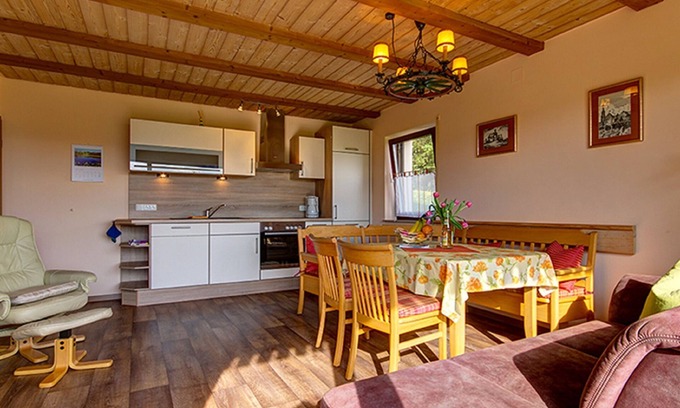 Fladungen Apartment | Gemütliche Ferienwohnung für bis zu Vier Personen mit Sonnenterrasse