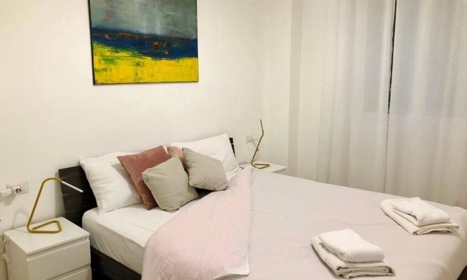 Milan Apartment | Gemütliche Zweizimmerwohnung mit Kleinem Garten