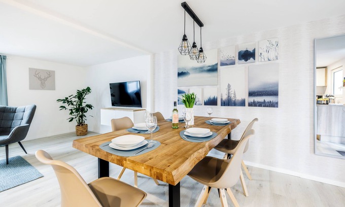 Joachimsthal House | Gemütliches Ferienhaus am See I Terrasse I Strand Fussläufig I Garten