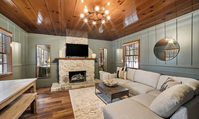 Tahoe Valley Cabin | Gem in South Lake Tahoe Emerald Point