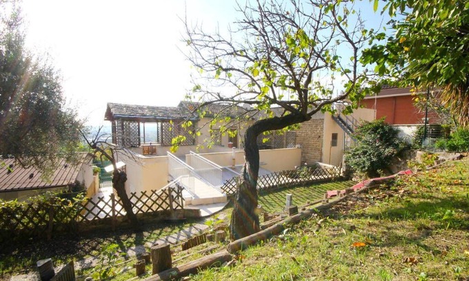 Suburbio VII Portuense House | Generous house with garden