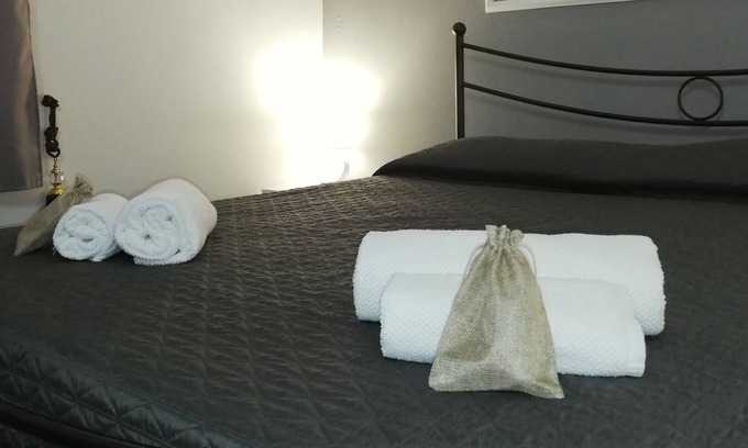 Pizzo Villa | George's house-beachfront