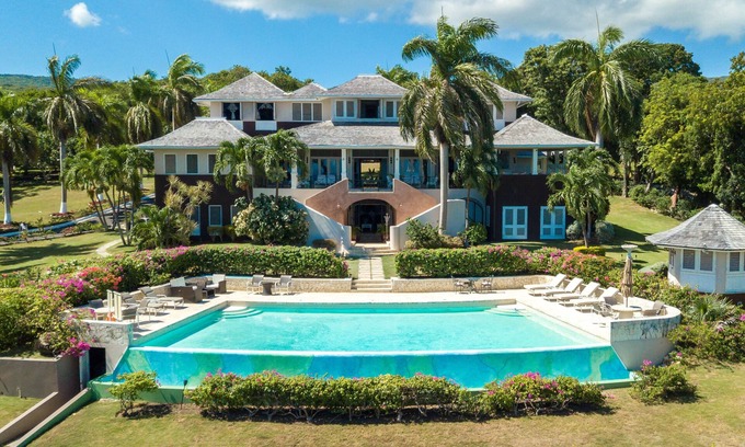 Montego Bay Villa | Georgian Heaven Villa Estate - Exclusive Private Rental in Rose Hall