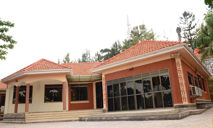 Kampala Bed & Breakfast | Georgina Gardens Hotel is Situated in the west of Kampala city,