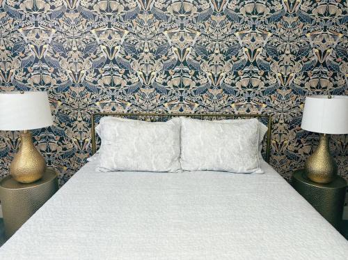 Ozona House | Get Beachy at The Salty Pelican