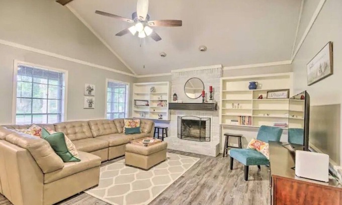 Flowood House | Getaway Near the Reservoir Fisherman Welcome!