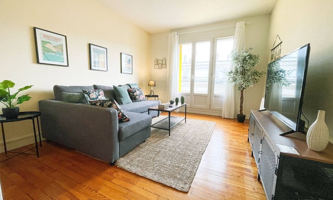Quartier Chorier-Berriat Apartment | #GF The Grenoble Beret ❤️ next to the train station et GEM