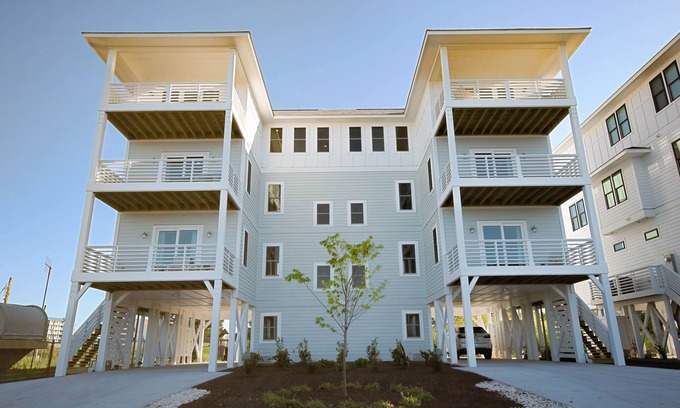 Carolina Beach House | GIANT HOUSE WITH GIANT WATER VIEWS! Walkable to all CB has to offer