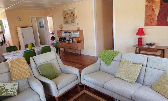 Surf Beach House | Gidget's Place