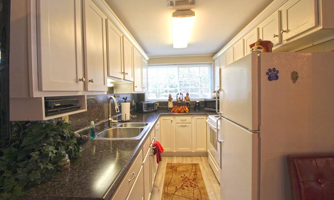 Bryson City House | Gin`s Deep Creek Cottage