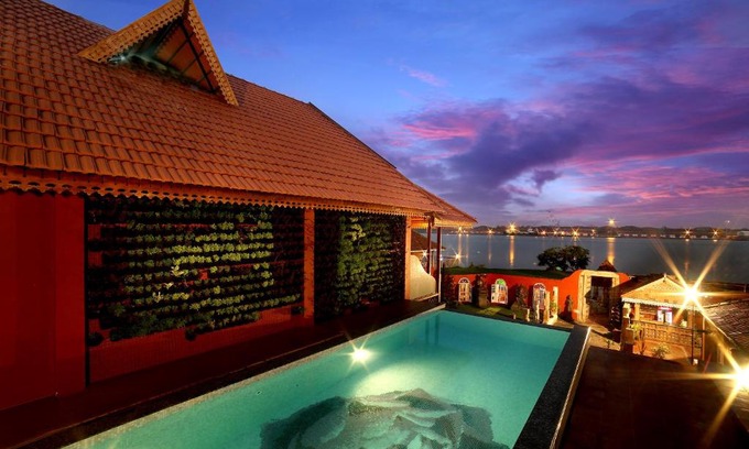 Kochi Hotel | Ginger House Museum Hotel