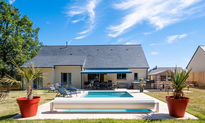 Saumur House | Gite 10 Pers Saumur Piscine & SPA