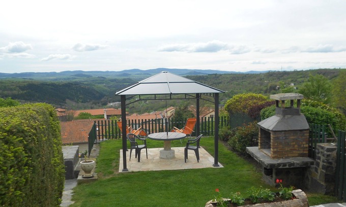 Le Monastier-sur-Gazeille House | Gite 3 * ground floor between mezenc and loire-sauvage, Le Monastier, south of auvergne