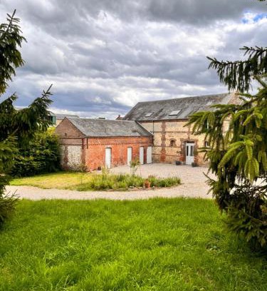 Saint-Quentin-des-Pres Apartment | gite 4 chambres avec salle de douche et WC privative