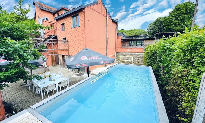 Sart-lez-Spa House | Gite at Lac de Warfa with a pool and a spa
