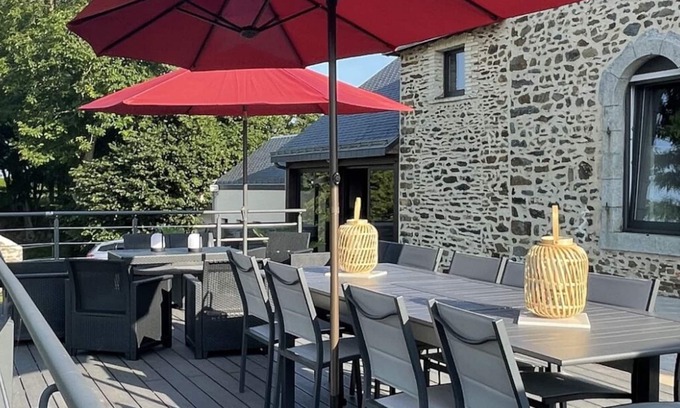 Bazougers Other | Gite de Caractère Proche Campagne, Jacuzzi Privatif, Terrain Clos Arboré