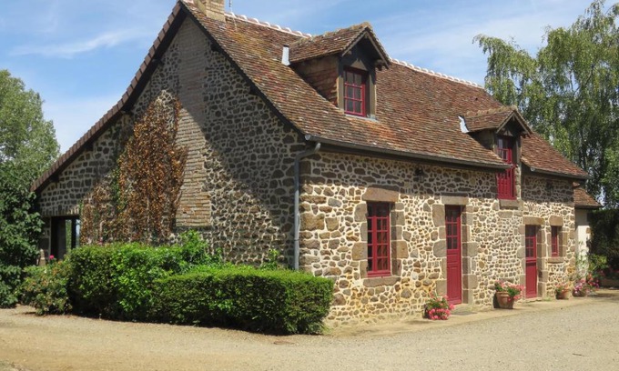 Moitron-sur-Sarthe House | Gite des Basses Touches