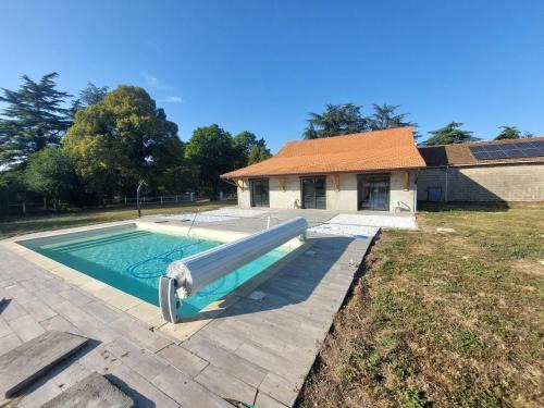 Saint-Martial-d'Artenset House | Gite du Château le Mas