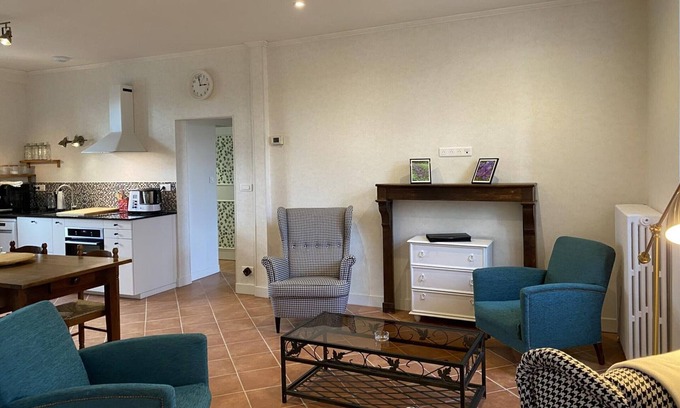 Lavault-Sainte-Anne Cottage | Gite Lavault-Sainte-Anne, 2 bedrooms, 4 persons