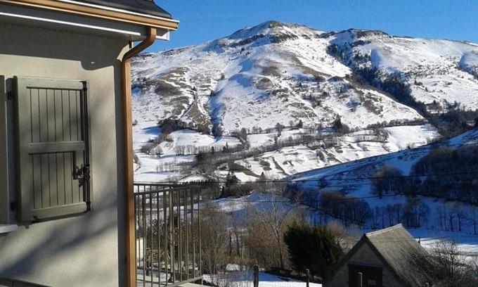 Lavigerie Cottage | Gite Lavigerie, 2 bedrooms, 4 persons