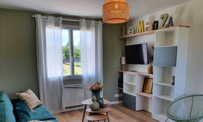 Saint-Remy-la-Varenne House | Gite Loire and Spa, Le Maoza