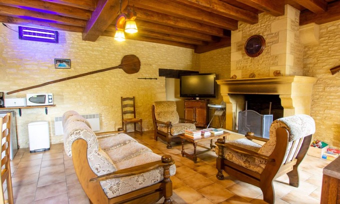Saint-Crepin-et-Carlucet Cottage | Gite Saint-Crépin-et-Carlucet, 4 bedrooms, 10 persons