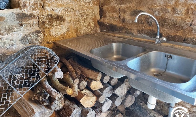 Saint-Mars-sur-Colmont Cottage | Gite Saint-Mars-sur-Colmont, 4 bedrooms, 8 persons