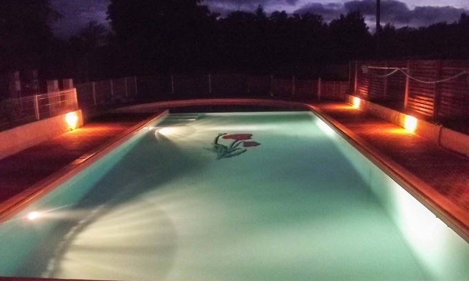 Saint-Crepin-et-Carlucet Condo | Gîte ST MARTIN 6 persons with heated swimming pool