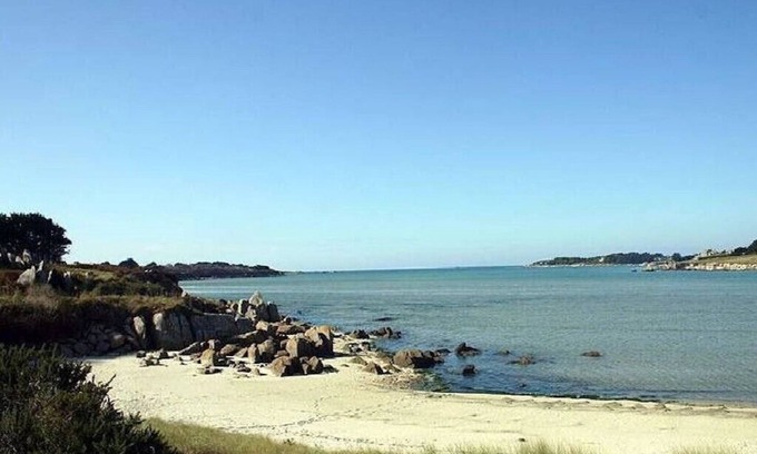 Guisseny Cottage | Gîte Tradition, in the countryside, 3.5 km from the beach