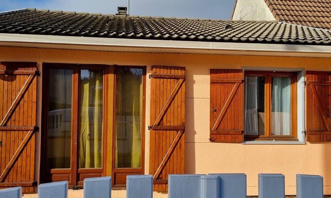 Trappes Cottage | Gite Trappes, 2 bedrooms, 4 persons