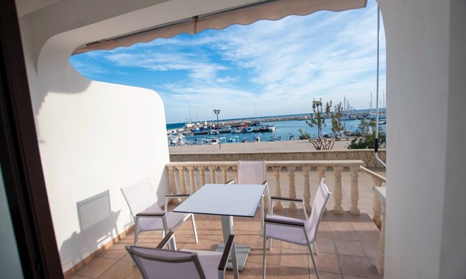 Zygi Apartment | Glabur Stays The One 1 Elite Marina Front!