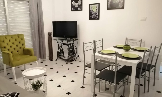 Gandia Cabin | Glamour Apartment, a charming place in the center of Gandia
