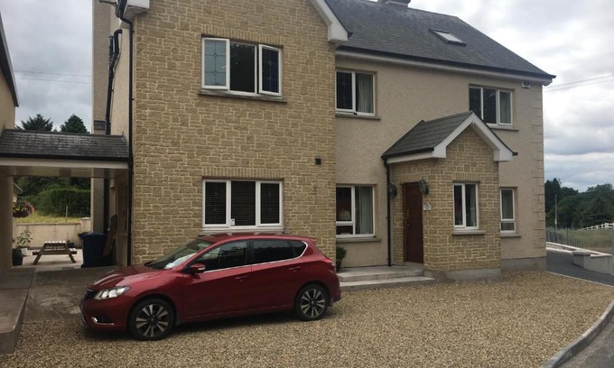 Monaghan Bed & Breakfast | Glendale House