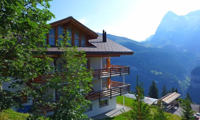 Murren Apartment | Gloria Süd by Interhome