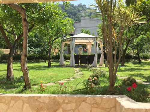 Tropea House | Goddess Yard