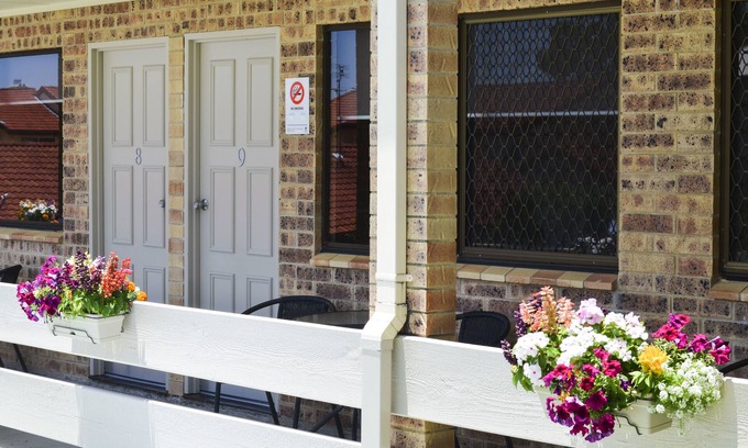 Caloundra Hotel | Golden Beach Motor Inn