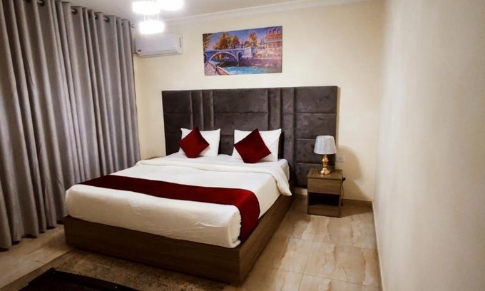 Al Swaifyeh Hotel | Golden Hotel