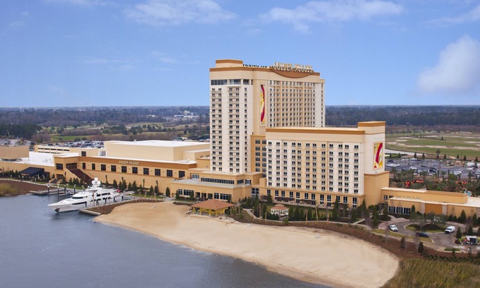 Lake Charles Resort | Golden Nugget Lake Charles