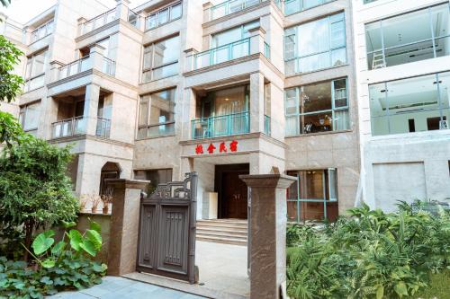 Guilin City Centre House | Golden Peach Riverside Manor