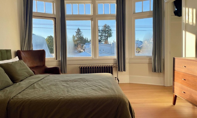 Prince Rupert Apartment | Golden Sky Sanctuary: at The Algonquin Residence