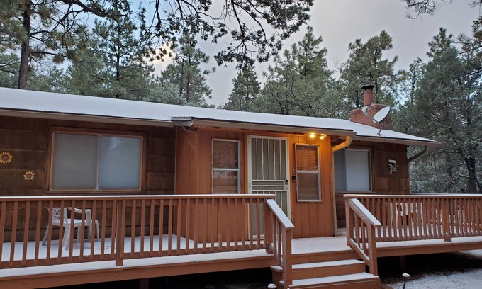 Show Low Cabin | Goldilocks Cabin in the Pines