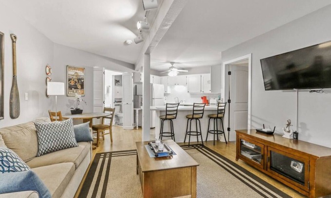 Fontana House | Golf Cart Included with booking
