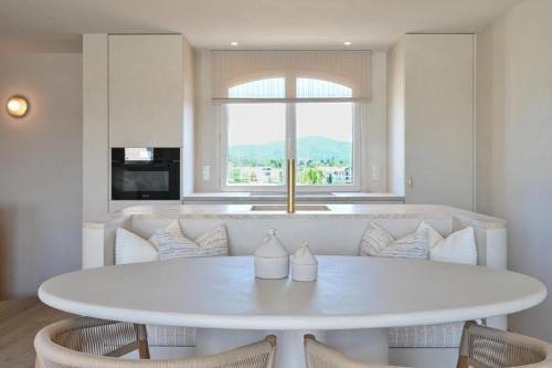 Port Cogolin Apartment | Golfe de St-Tropez somptueux appartement vue port et mer