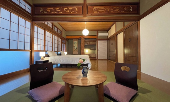 Miyazaki House | Good old comfortable Japanese house, completely private space, "Private lodging KUMANO" Easy access to Aoshima Shrine and the world's best surfing spots.