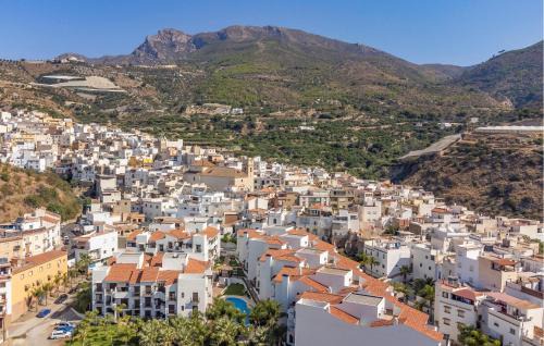 Itrabo Apartment | Gorgeous Apartment In Itrabo With Wifi