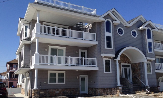 Sea Isle City House | Gorgeous Beach Views from Beautiful Beach Block TH w/Elevator